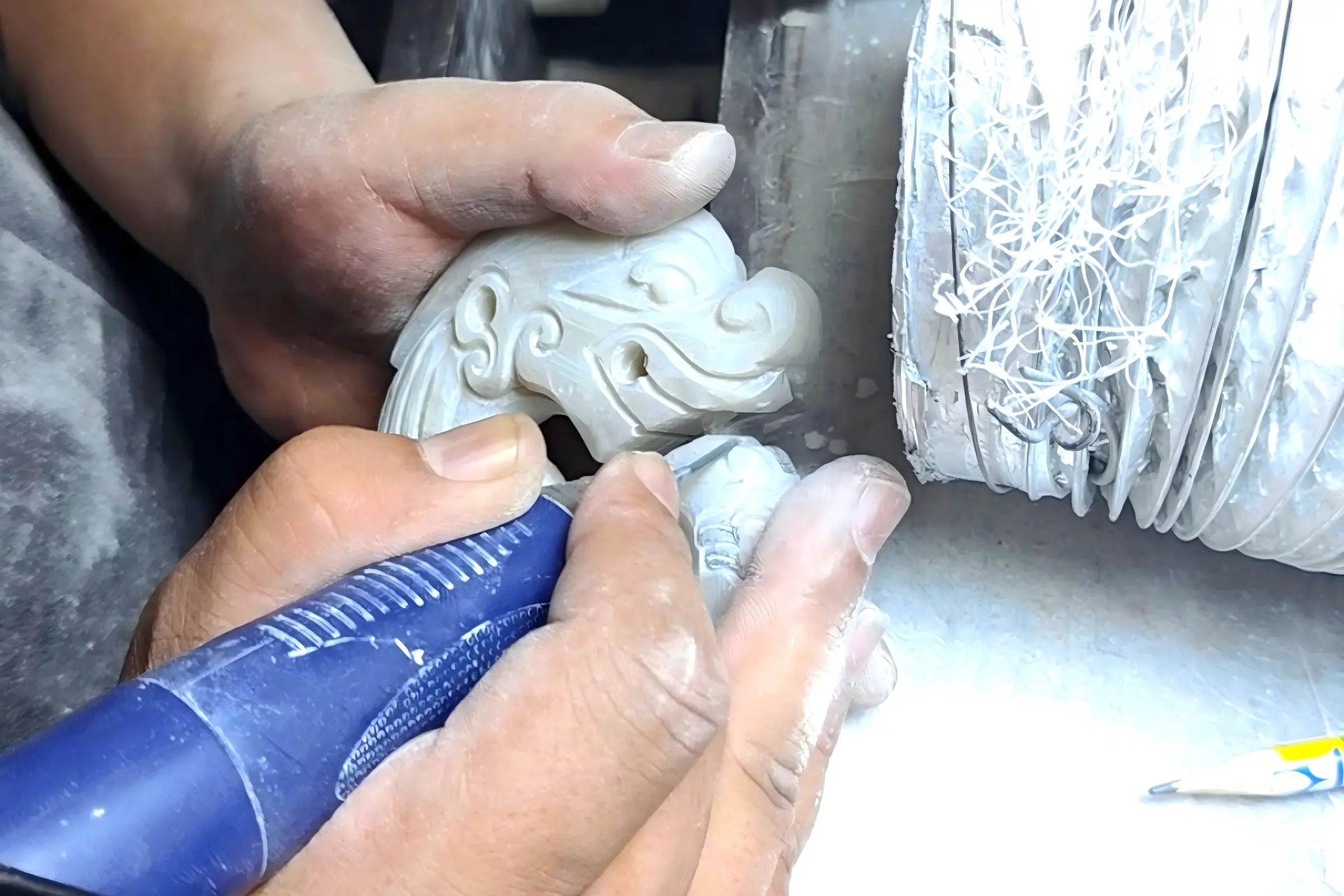 Master Song Weifeng carving Balin Stone